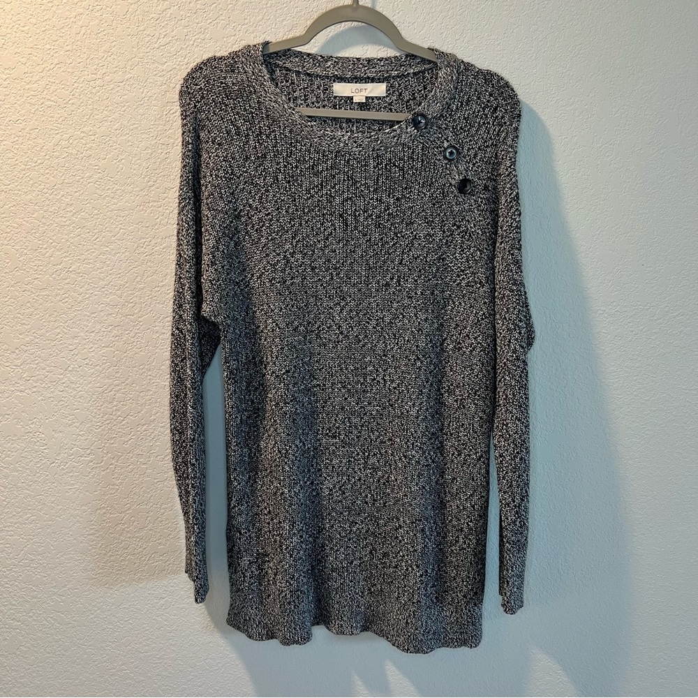 Women’s new loft medium knit long sleeve button detail sweater size large L